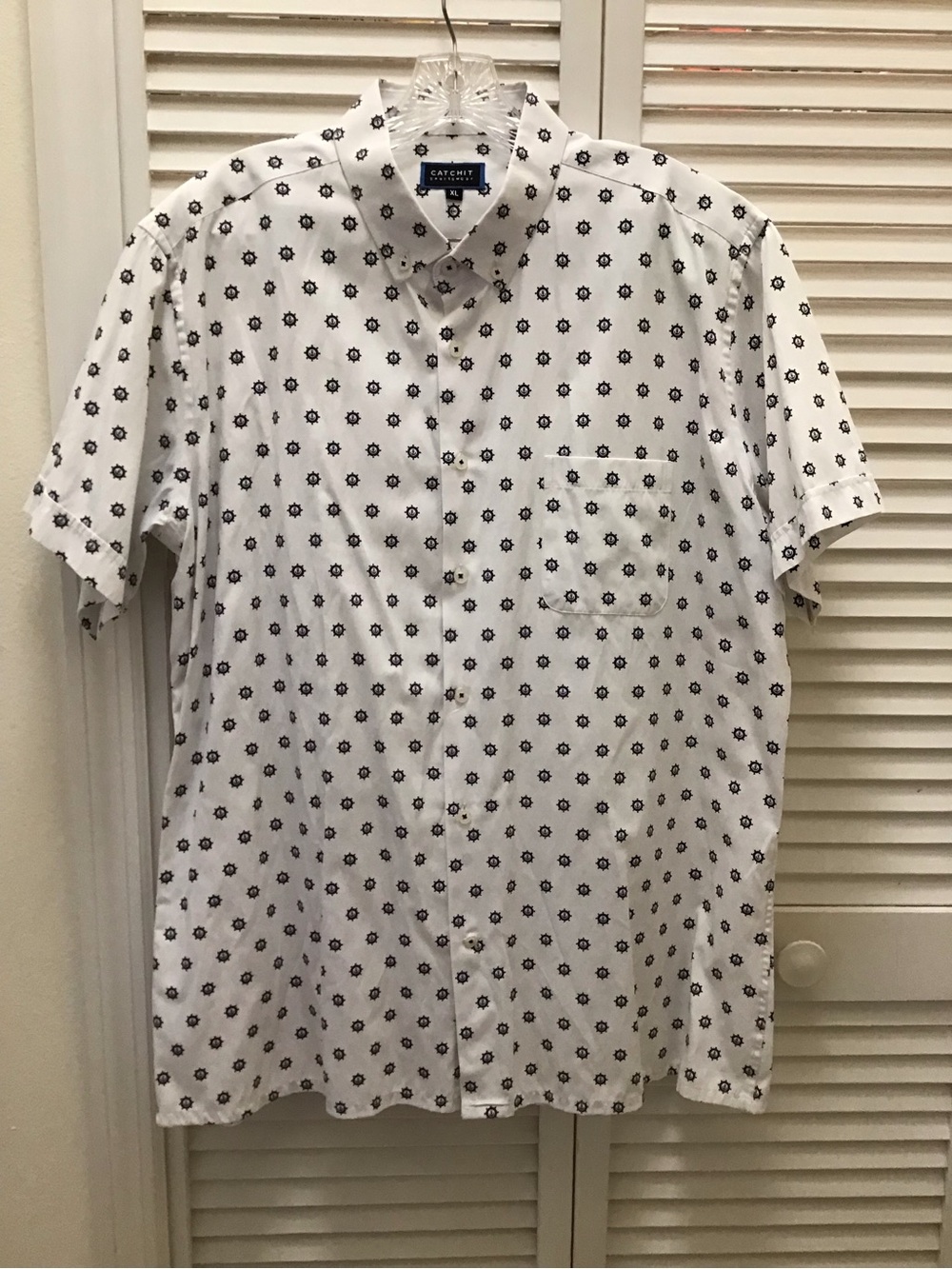 Catchit White Short-Sleeve Button-Up Shirt with Navy Ankle Print